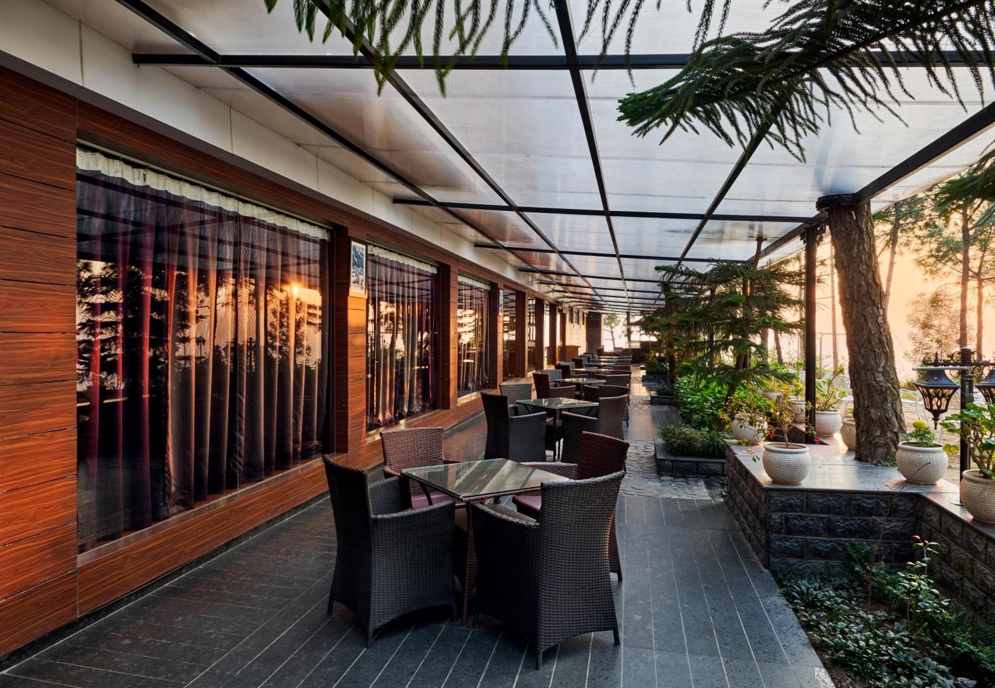 Deventure Shimla Hills Hotel Kandaghat Exterior photo