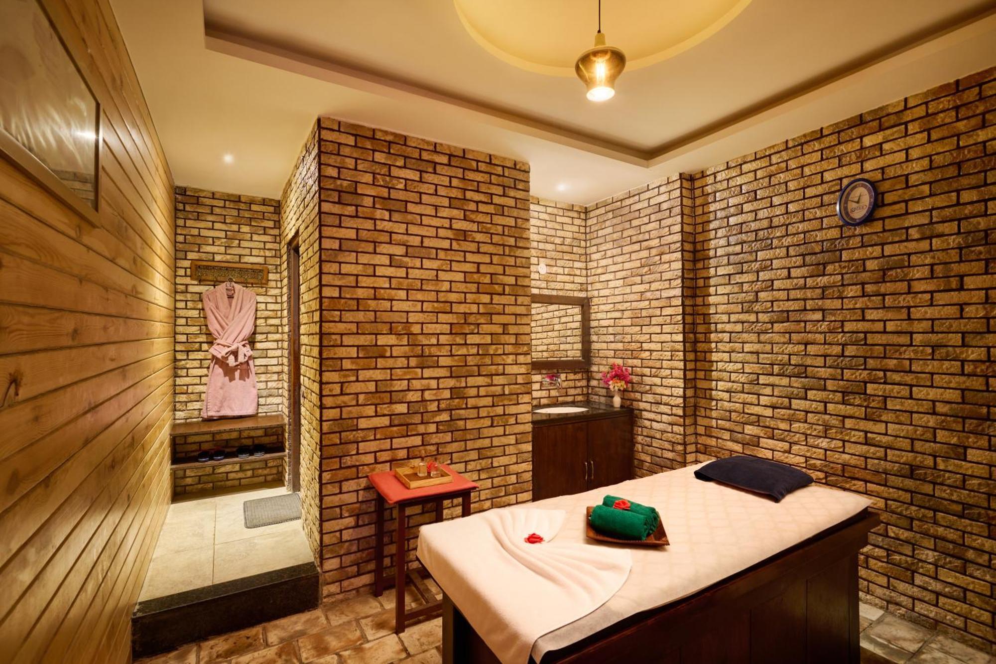Deventure Shimla Hills Hotel Kandaghat Exterior photo